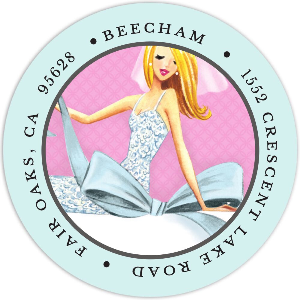 Beautiful Bride With Bow (Blonde) Round Address Label